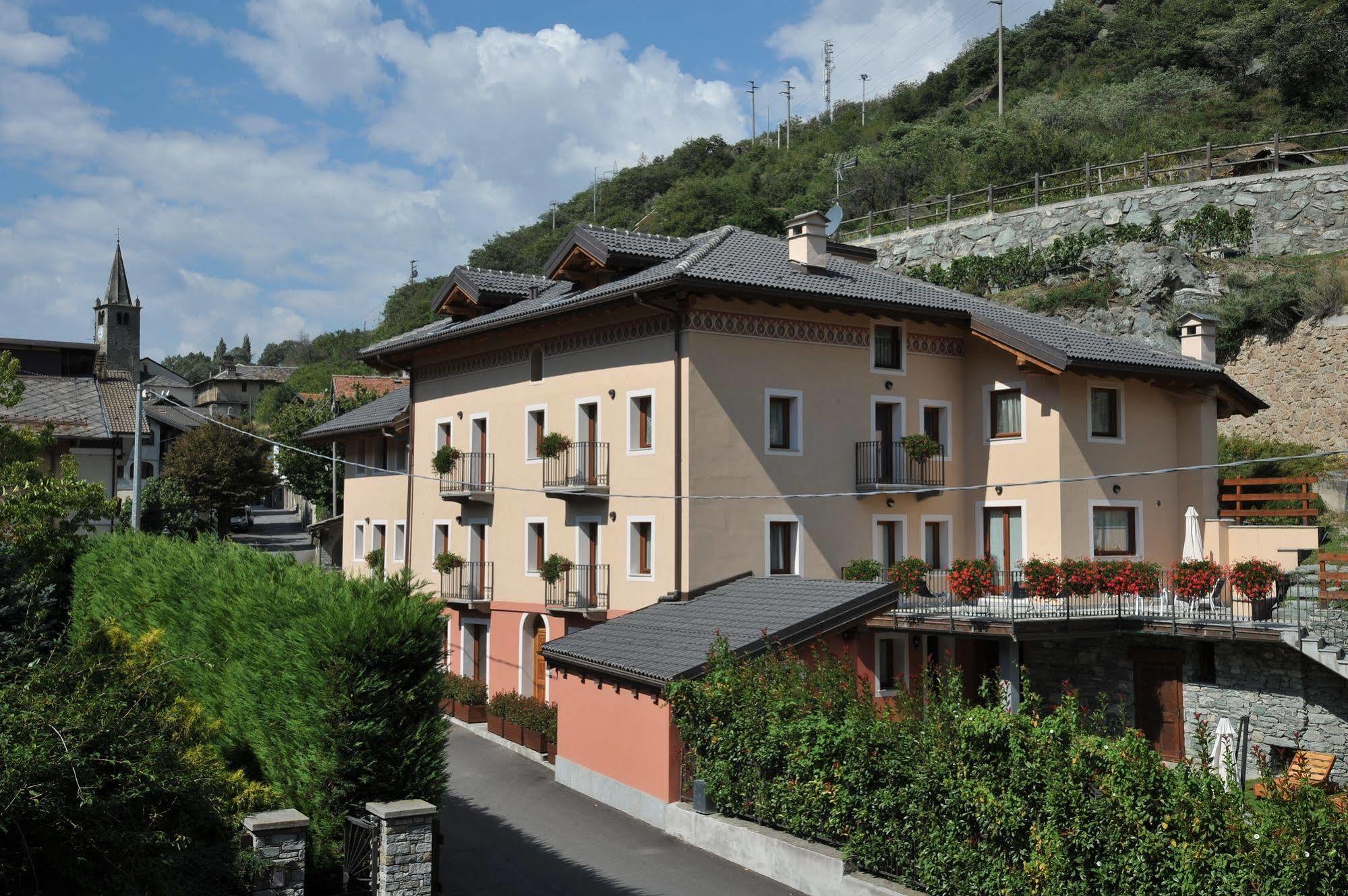 Au Berceau Du Bien-Etre Villa Chambave ภายนอก รูปภาพ