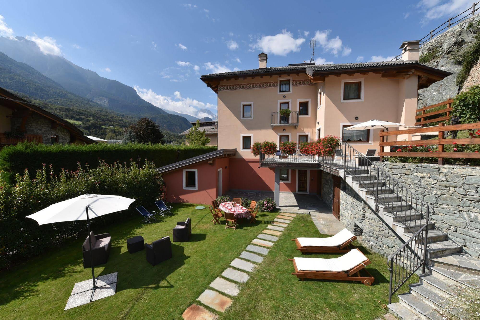 Au Berceau Du Bien-Etre Villa Chambave ภายนอก รูปภาพ